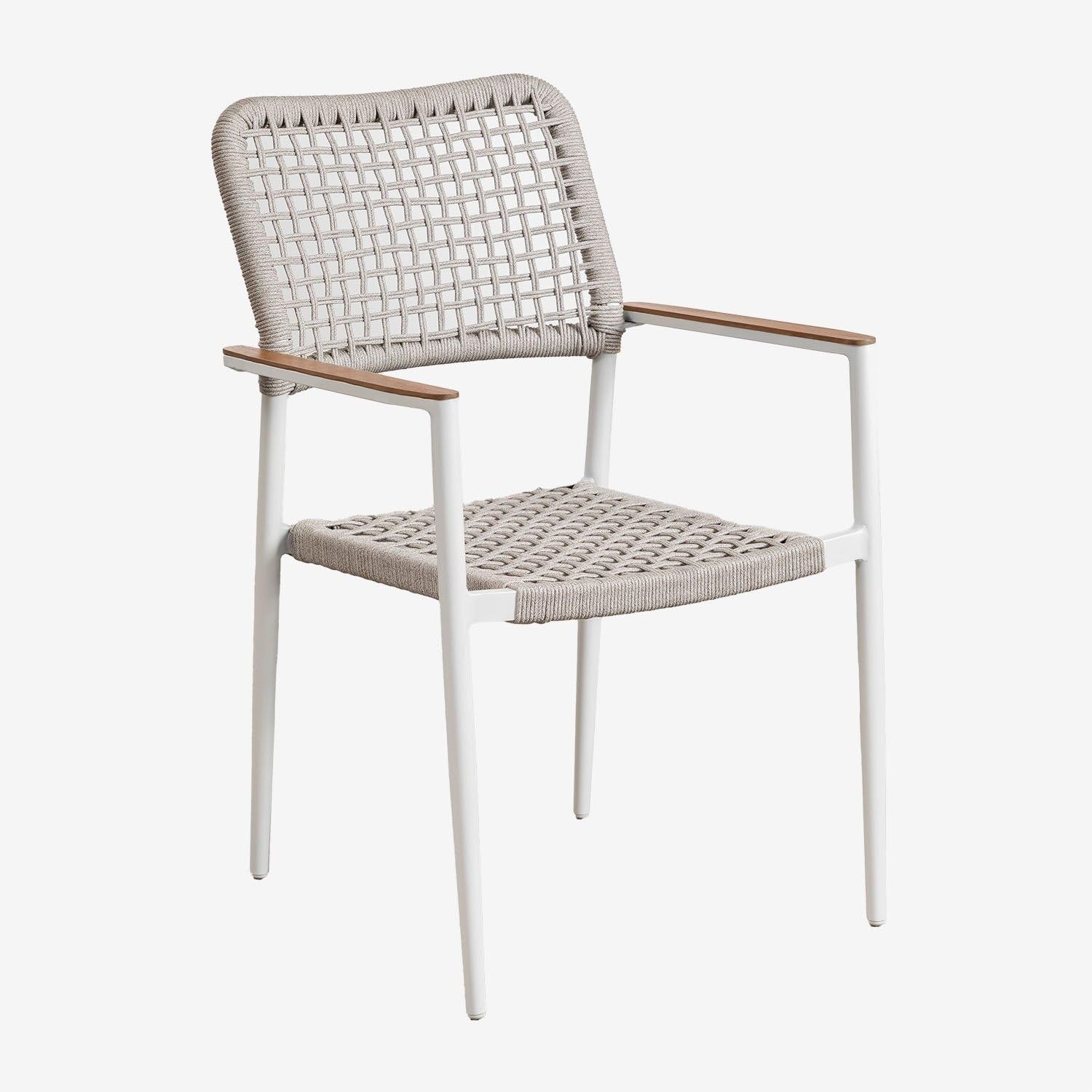 4er-Set stapelbare Gartenstuhle mit Armlehnen aus Aluminium und geflochtenem